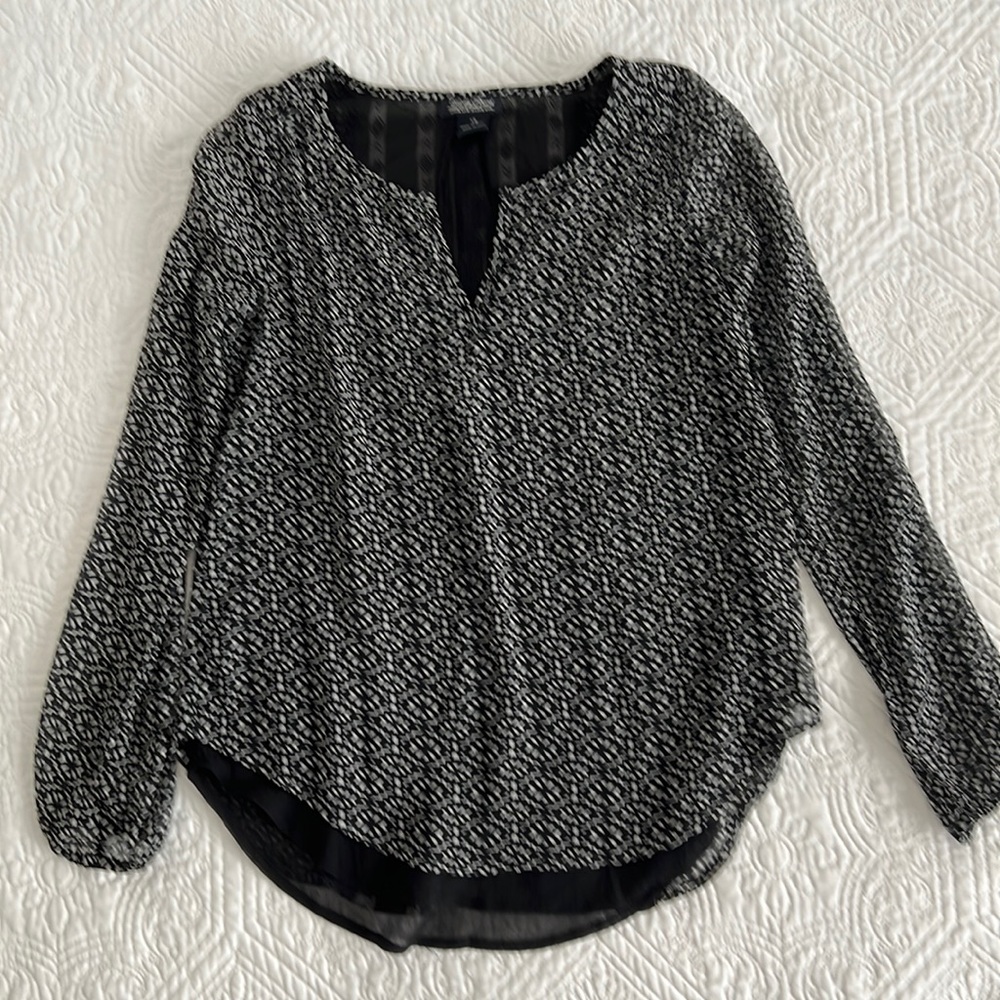 Lucky brand black and white print blouse